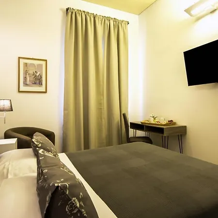 Residenza Tupini, S.pietro Guest house